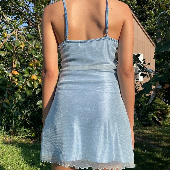 Delia’s Flay Away Slip - Picture 2 of 3